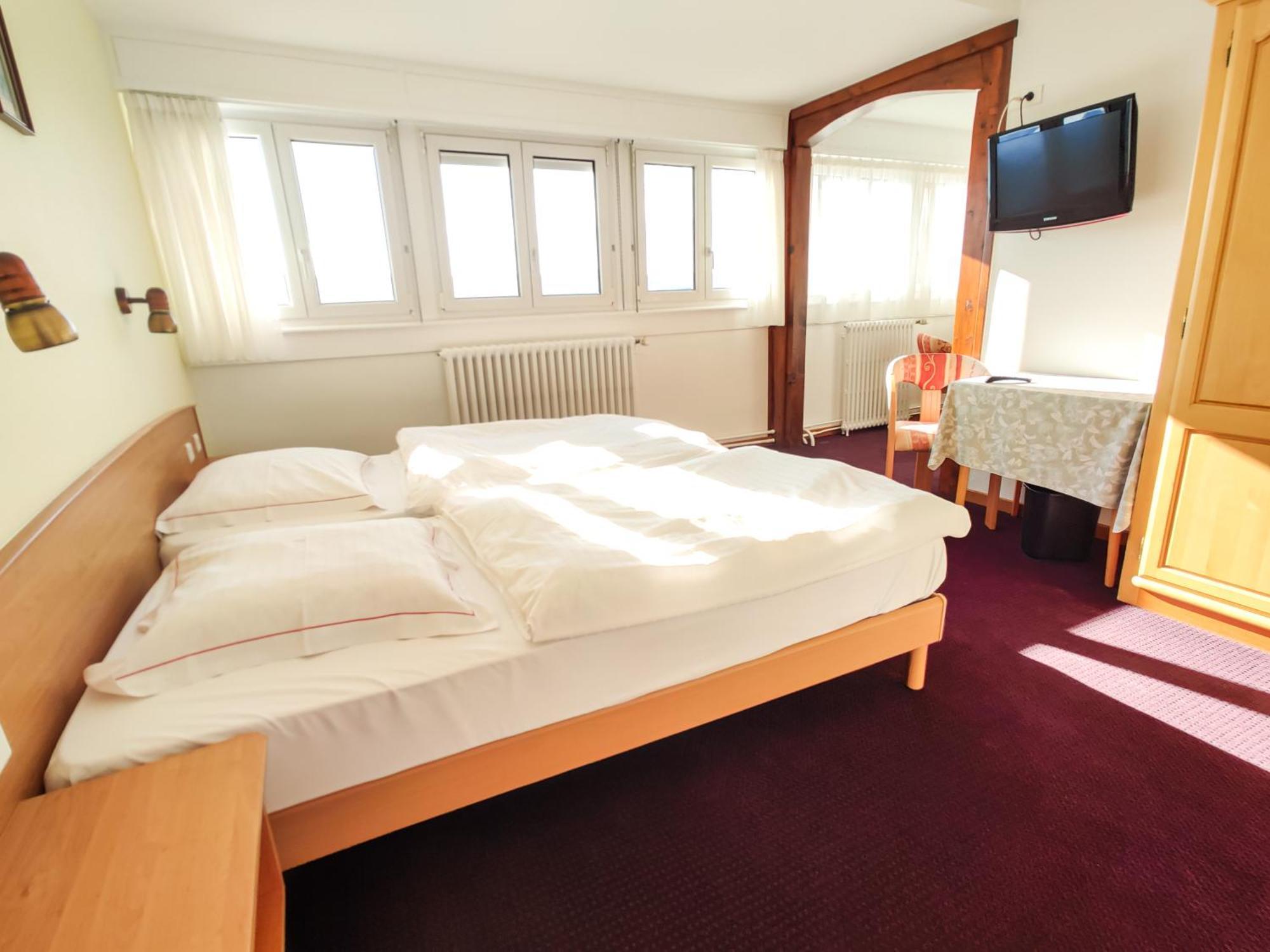 Hotel Restaurant Roess Hohrod Bagian luar foto
